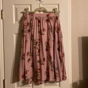 Pleated floral skirt